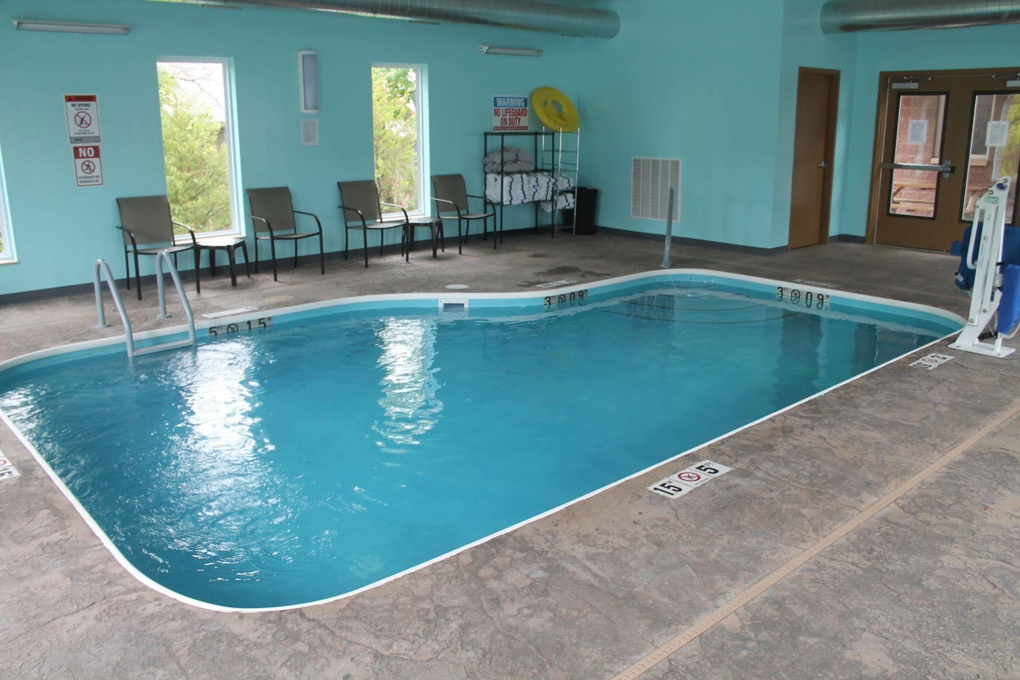 Bell'S Extended Stay And Suites Saint Robert Εξωτερικό φωτογραφία