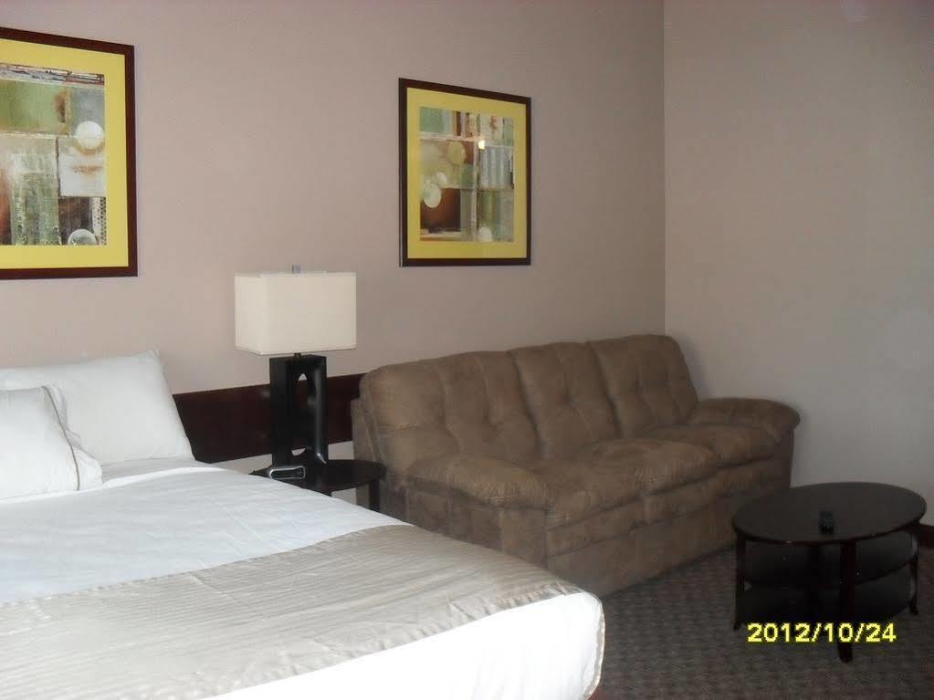 Bell'S Extended Stay And Suites Saint Robert Εξωτερικό φωτογραφία